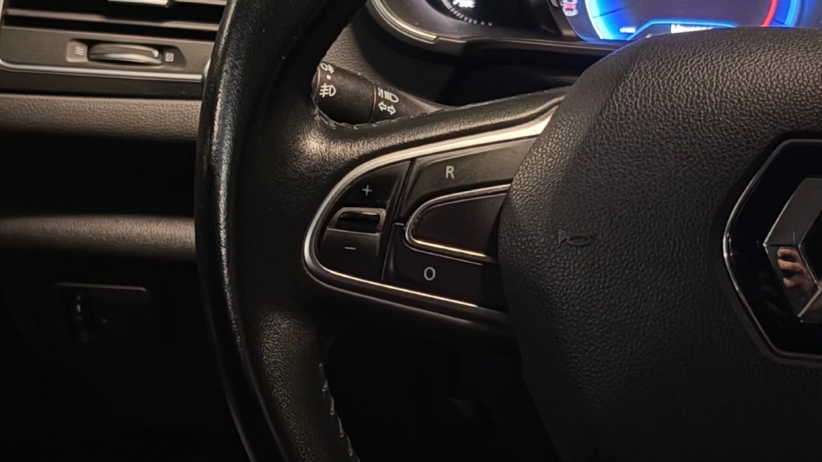 Renault Megane - photo 18