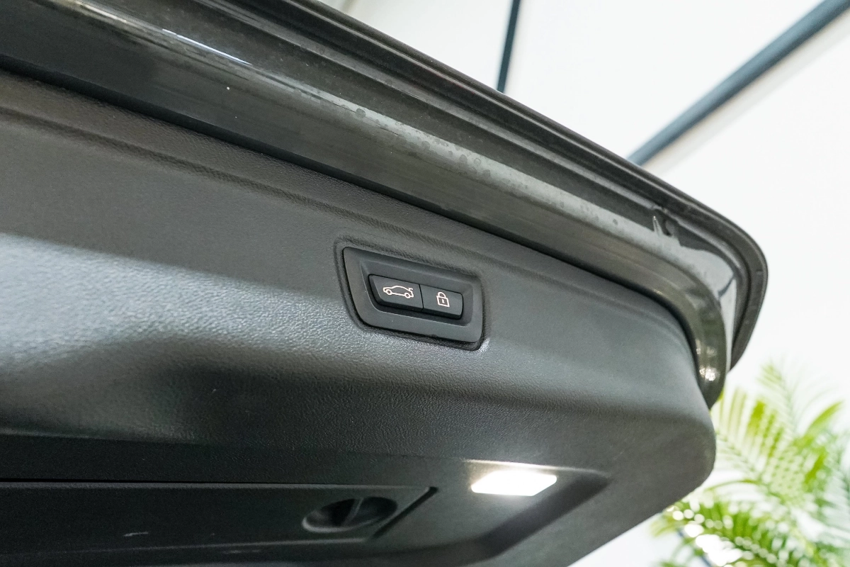 Bmw Serie 3 - photo 21