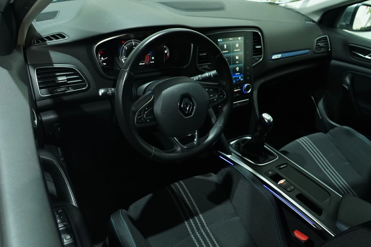 Renault Megane - photo 9