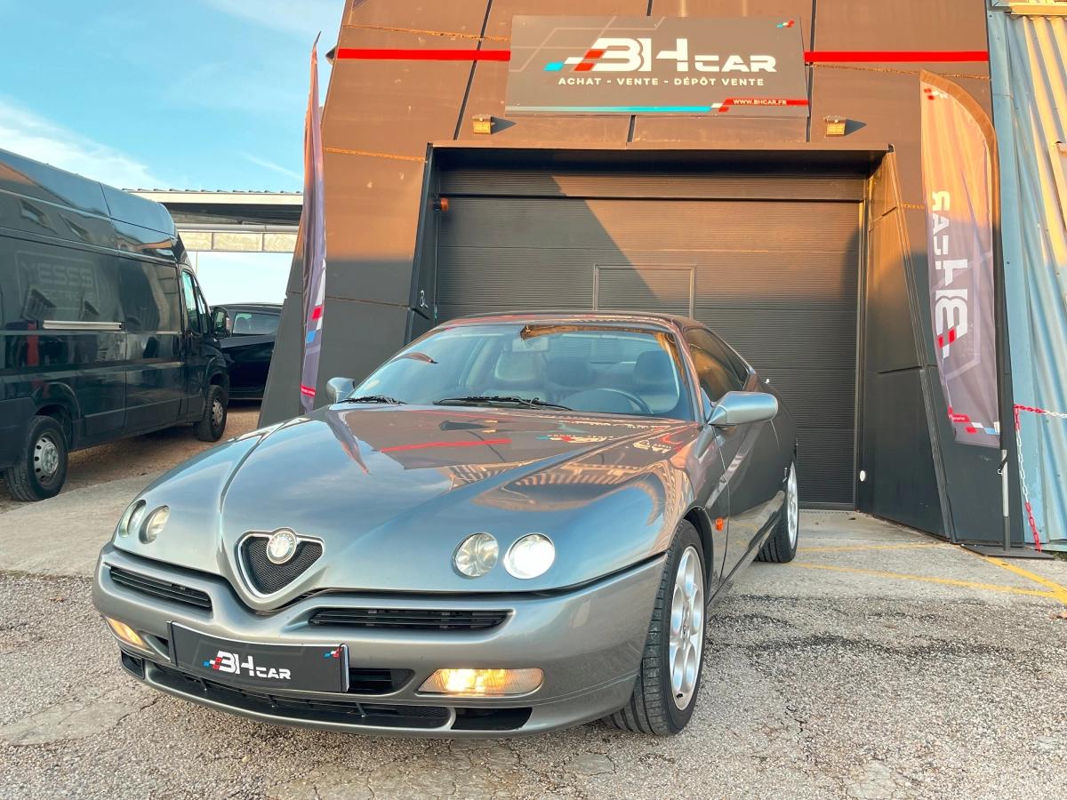 Image: Alfa Romeo Gtv 916 V6 3.0 24V 218 - Gros dossier d'entretien - Distribution faite - Embrayage fait