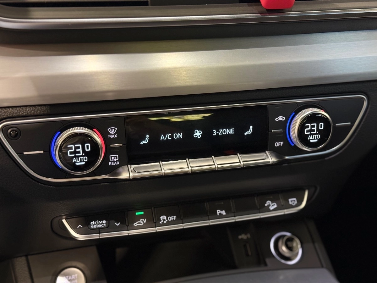 Audi Q5 - photo 22