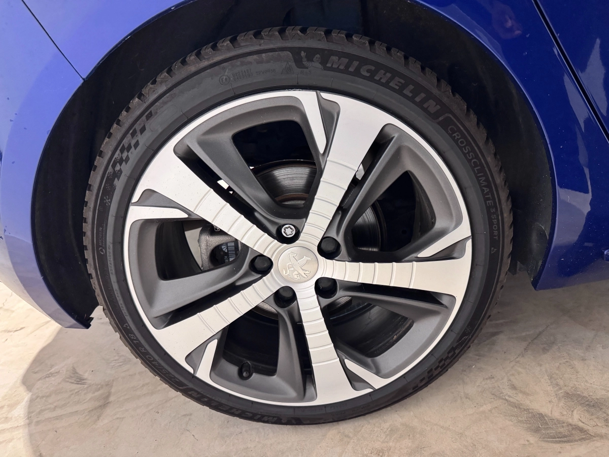 Peugeot 308 - photo 28