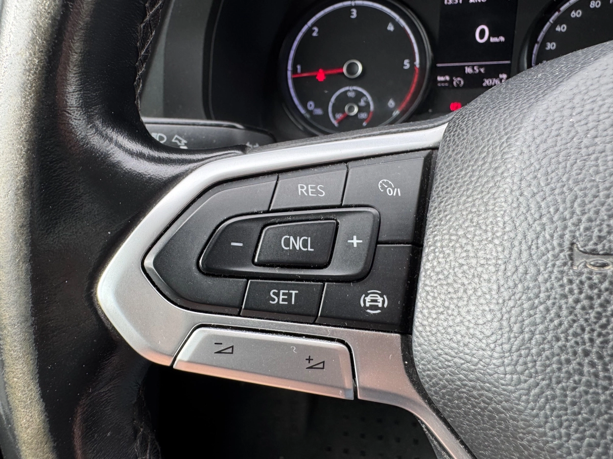 Volkswagen Transporter Vu - photo 19