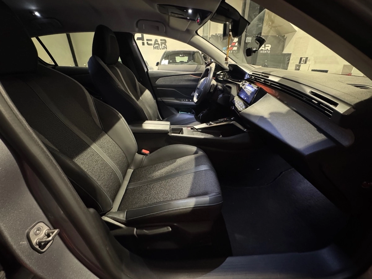 Peugeot 308 - photo 11