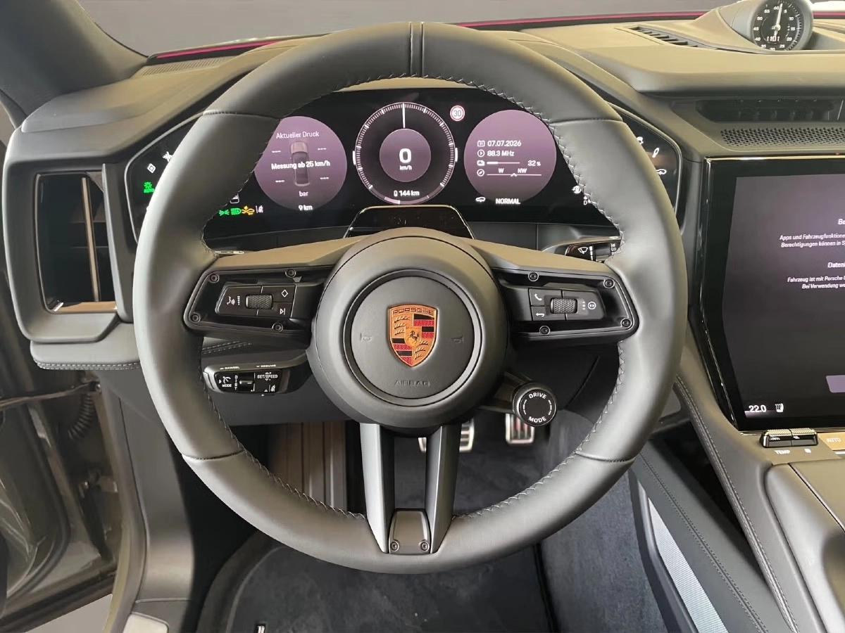 Porsche Cayenne Coupé Electrique 442ch 635km WLTP Attelage/4rouesDir/Sound/Siège14/Bose/HD-Matrix/TêteHaute/360/Mood