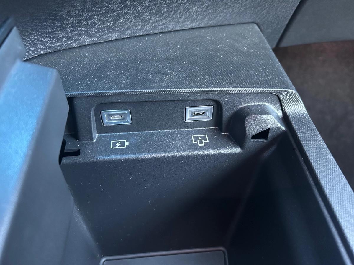 Peugeot 3008 136ch MHEV HYBRID E-DCS6 GT