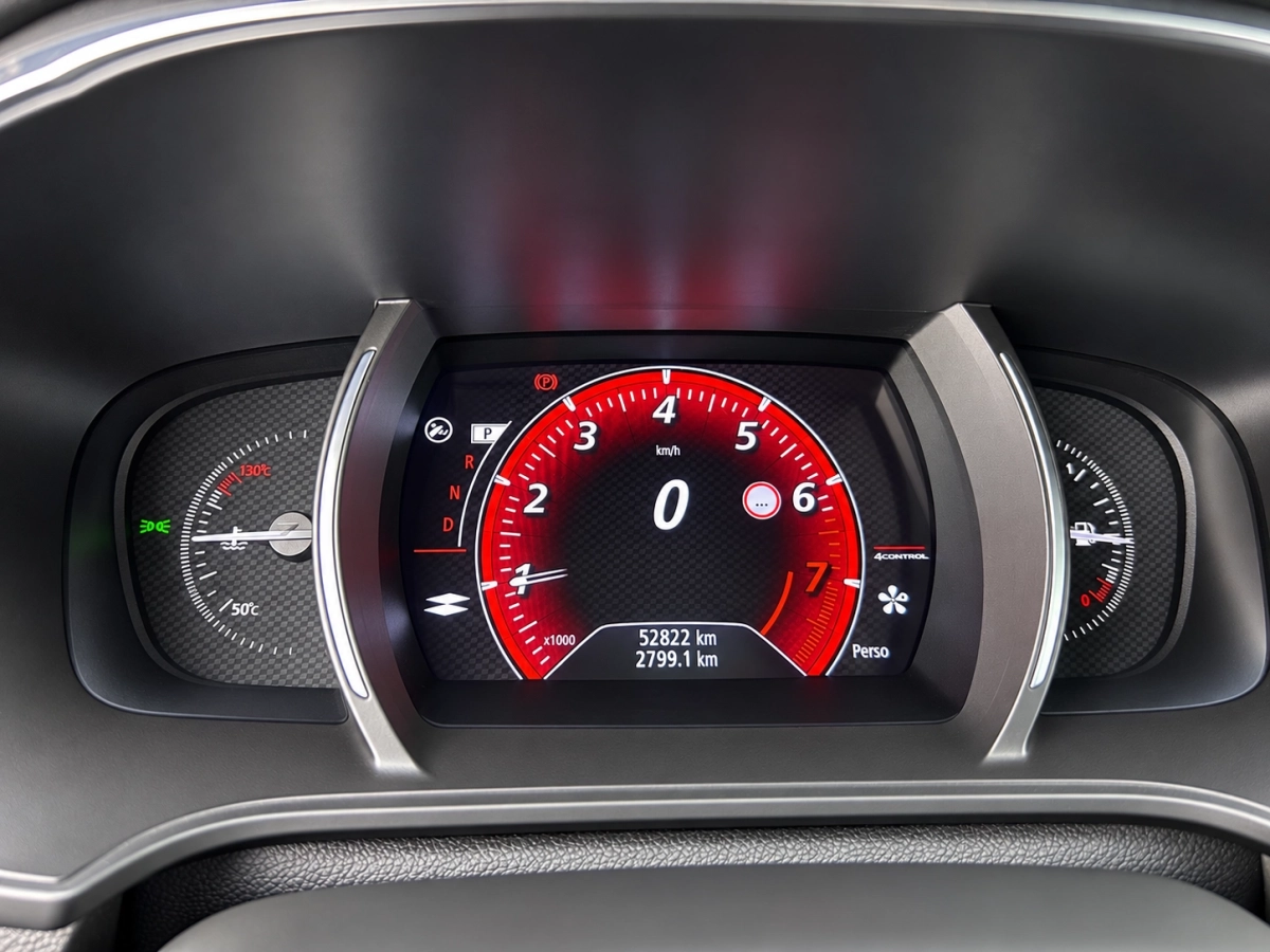 Renault Megane - photo 23