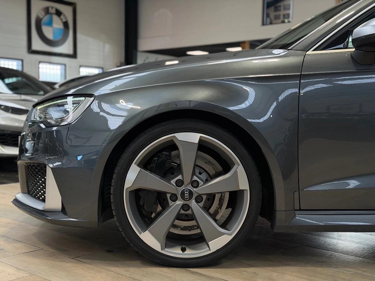 AUDI RS3 SPORTBACK 2.5 TFSi QUATTRO S-TRONIC7 367CH - FULL OPTIONS - ENTRETIENS CONSTRUCTEUR