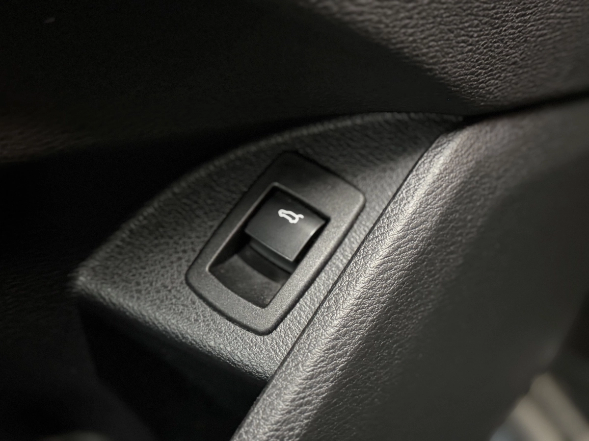 Bmw X1 - photo 24