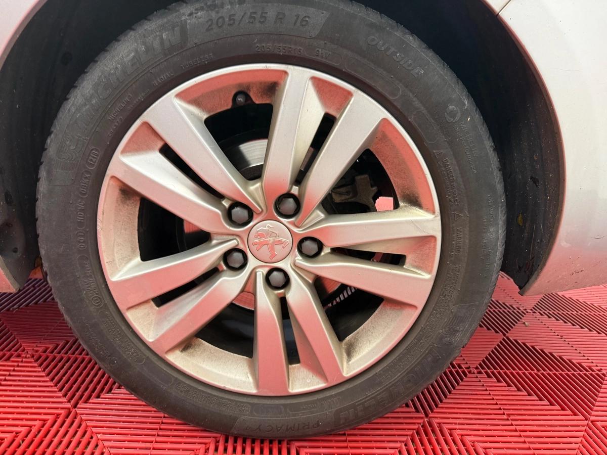 Aperçu indisponible de Peugeot 308