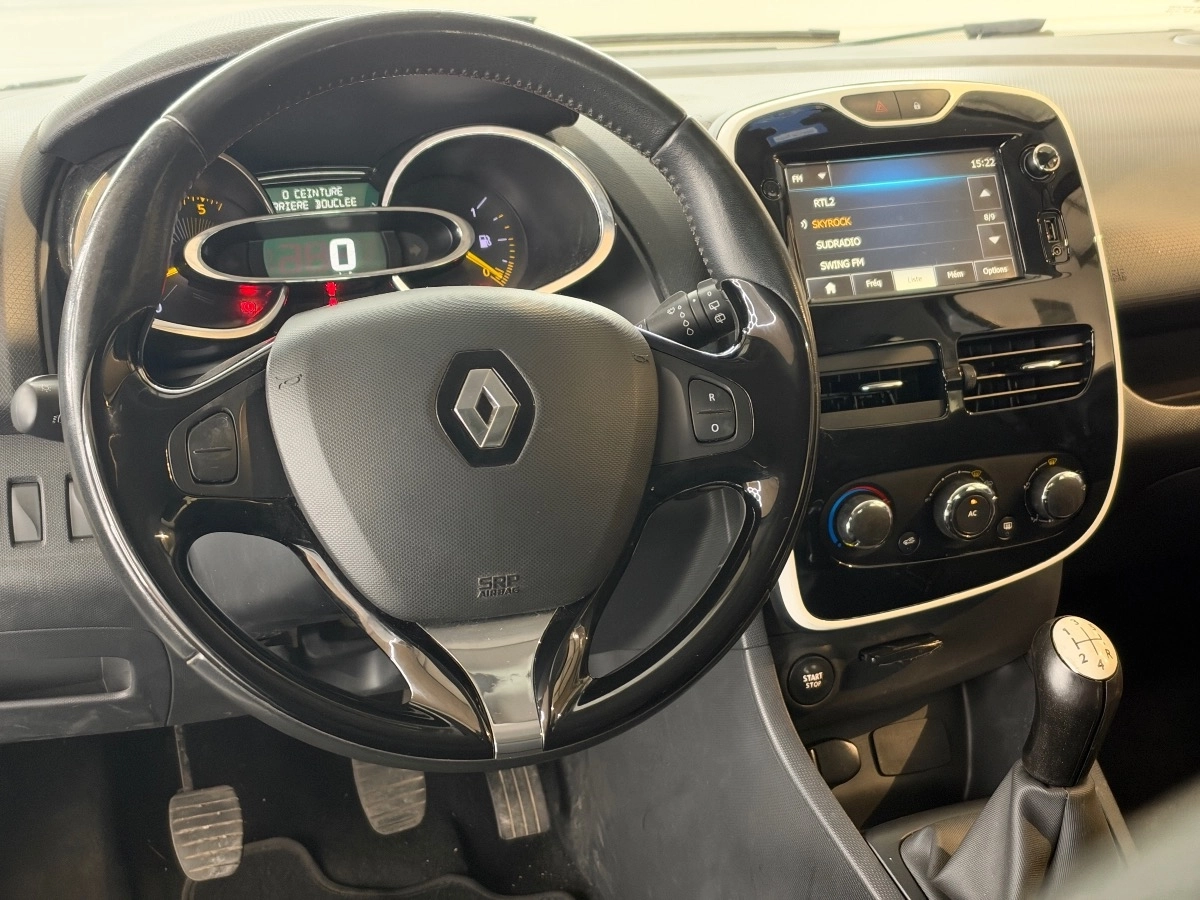 Renault Clio - photo 9