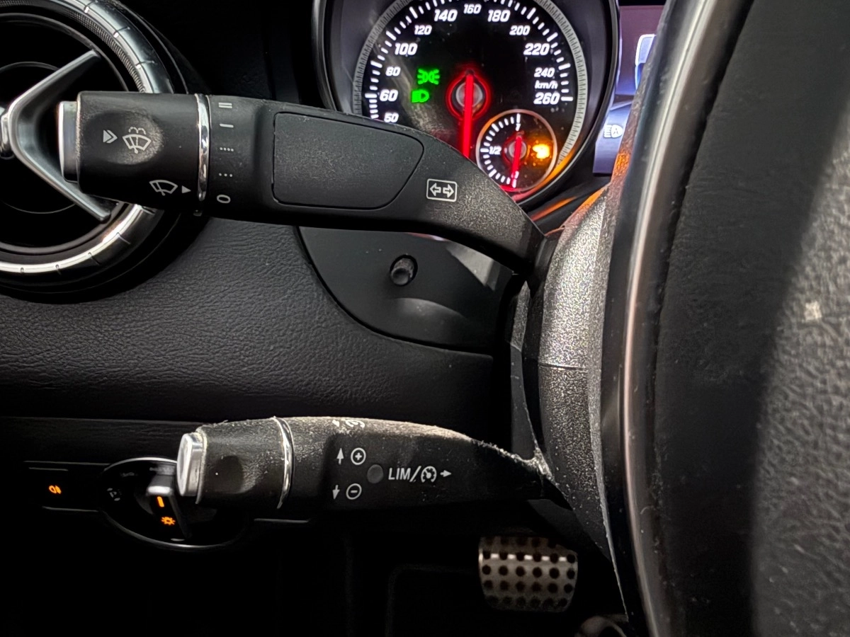 Mercedes Classe Cla - photo 18