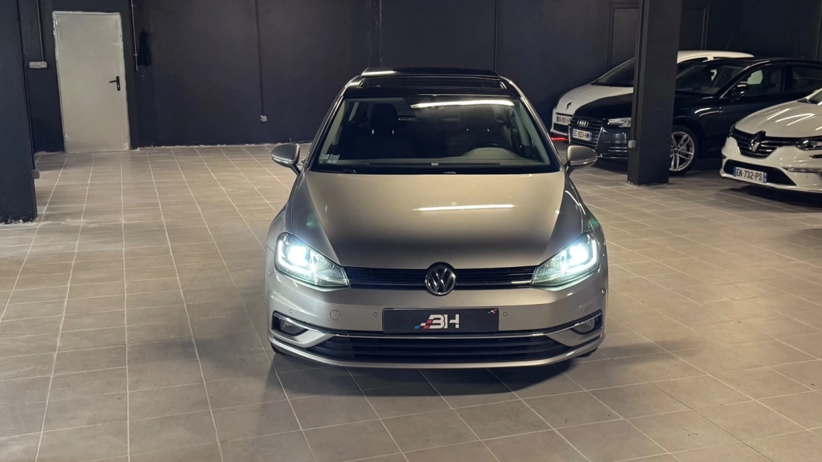 Volkswagen Golf - photo 7