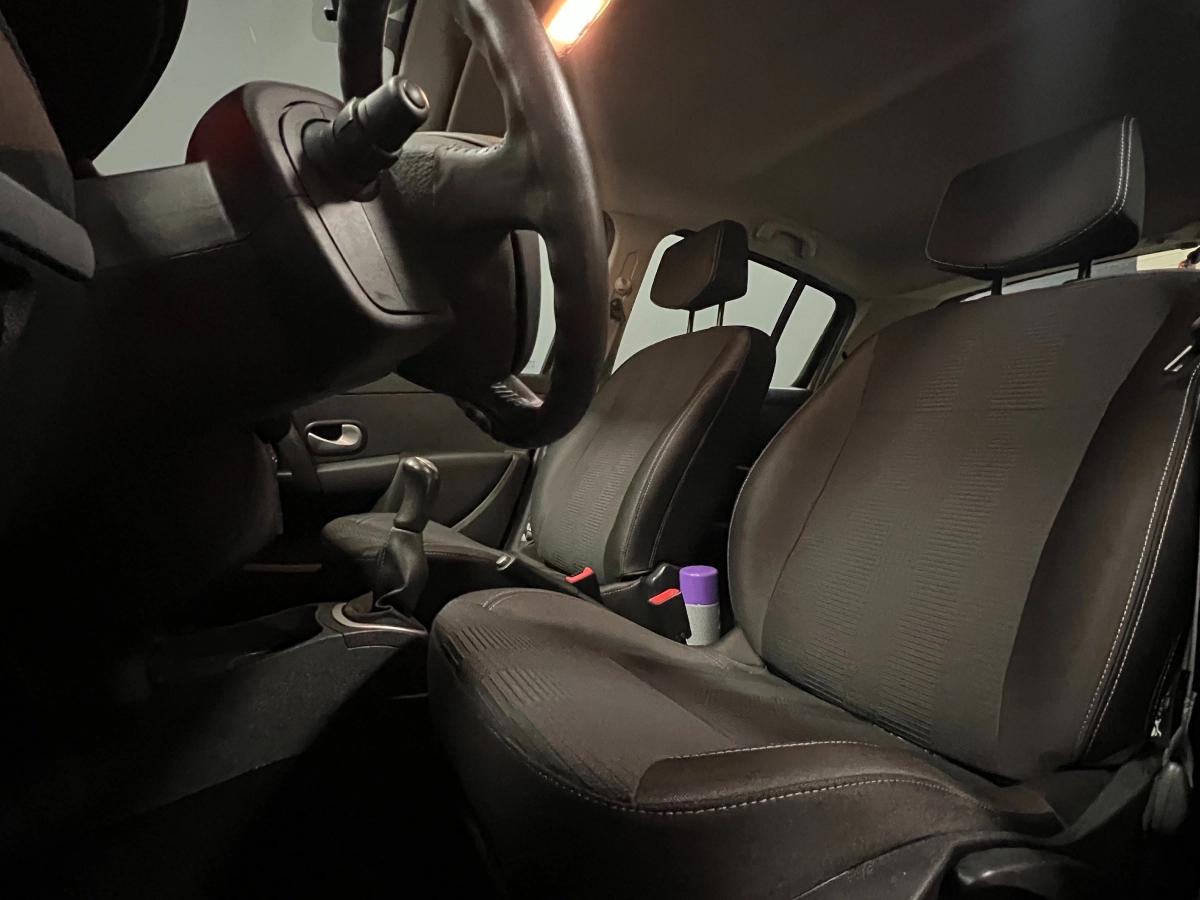 Aperçu indisponible de RENAULT Clio