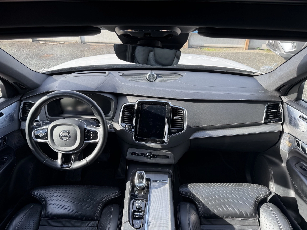 Volvo Xc90 - photo 7