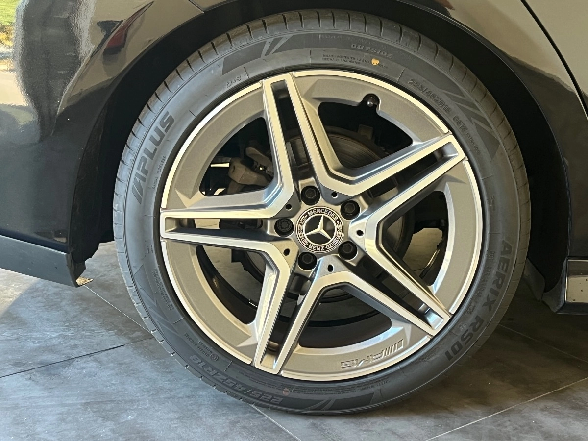 Mercedes Classe Cla - photo 28