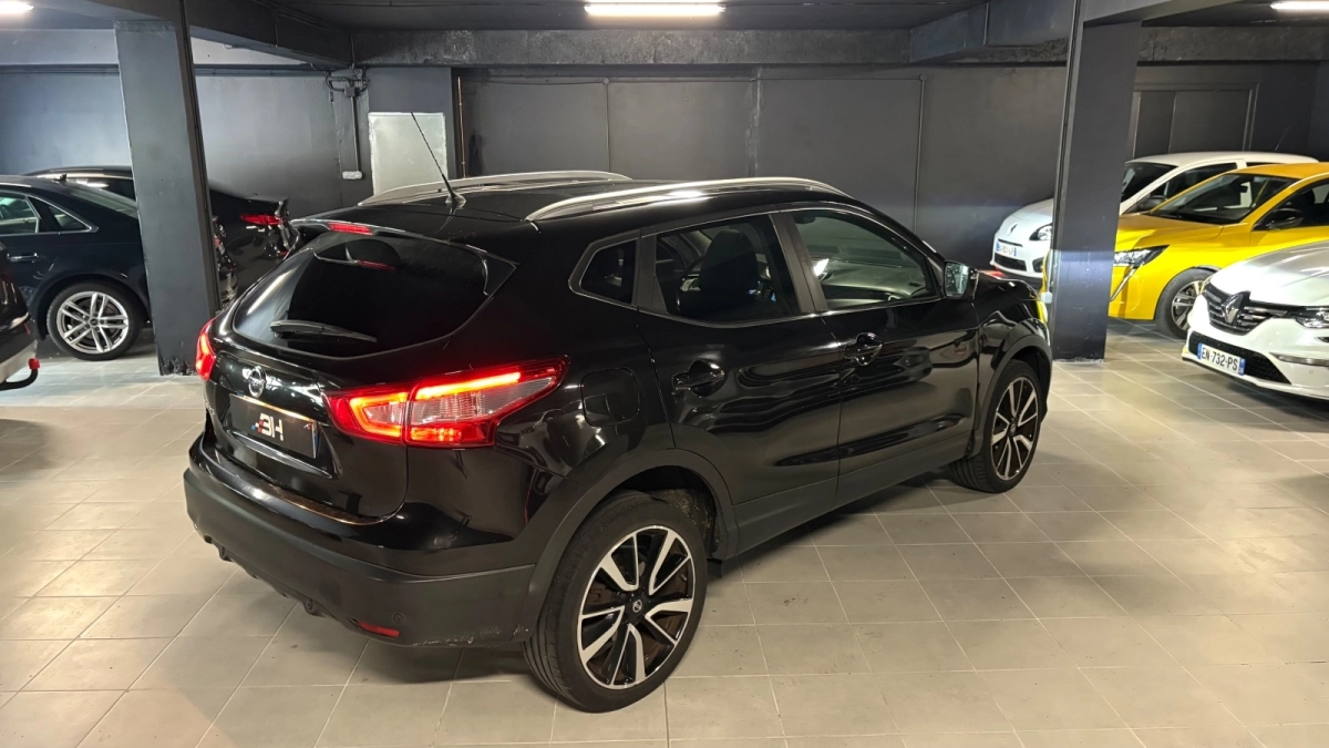 Nissan Qashqai - photo 4