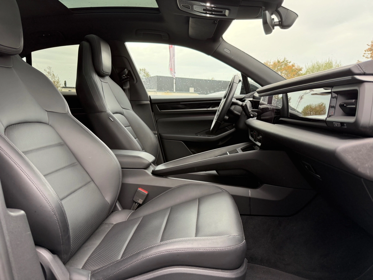Porsche Macan - photo 10
