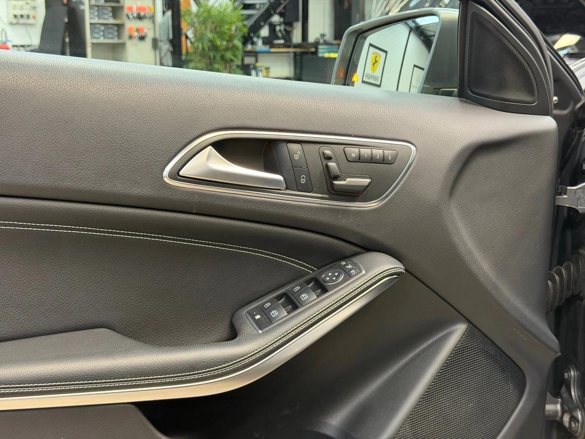 Mercedes Classe A 1.6 200 155 BLUEEFFICIENCY SENSATION 7G-DCT BVA