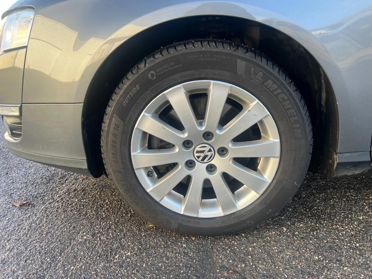 Volkswagen Passat 2.0 TDI 140 CARAT