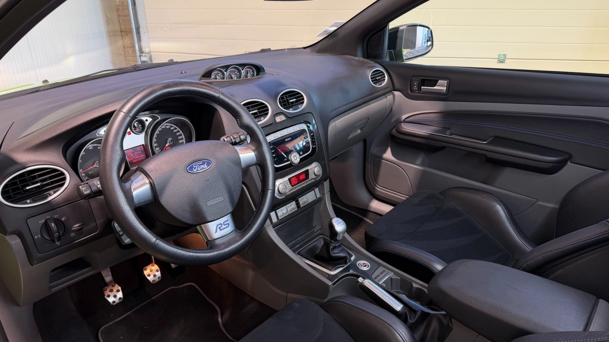 Ford Focus - photo 7