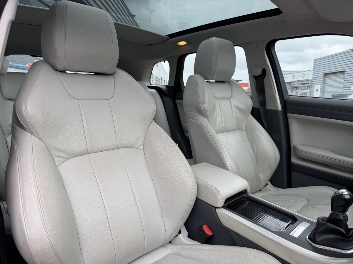 Land Rover Range Rover Evoque - photo 11