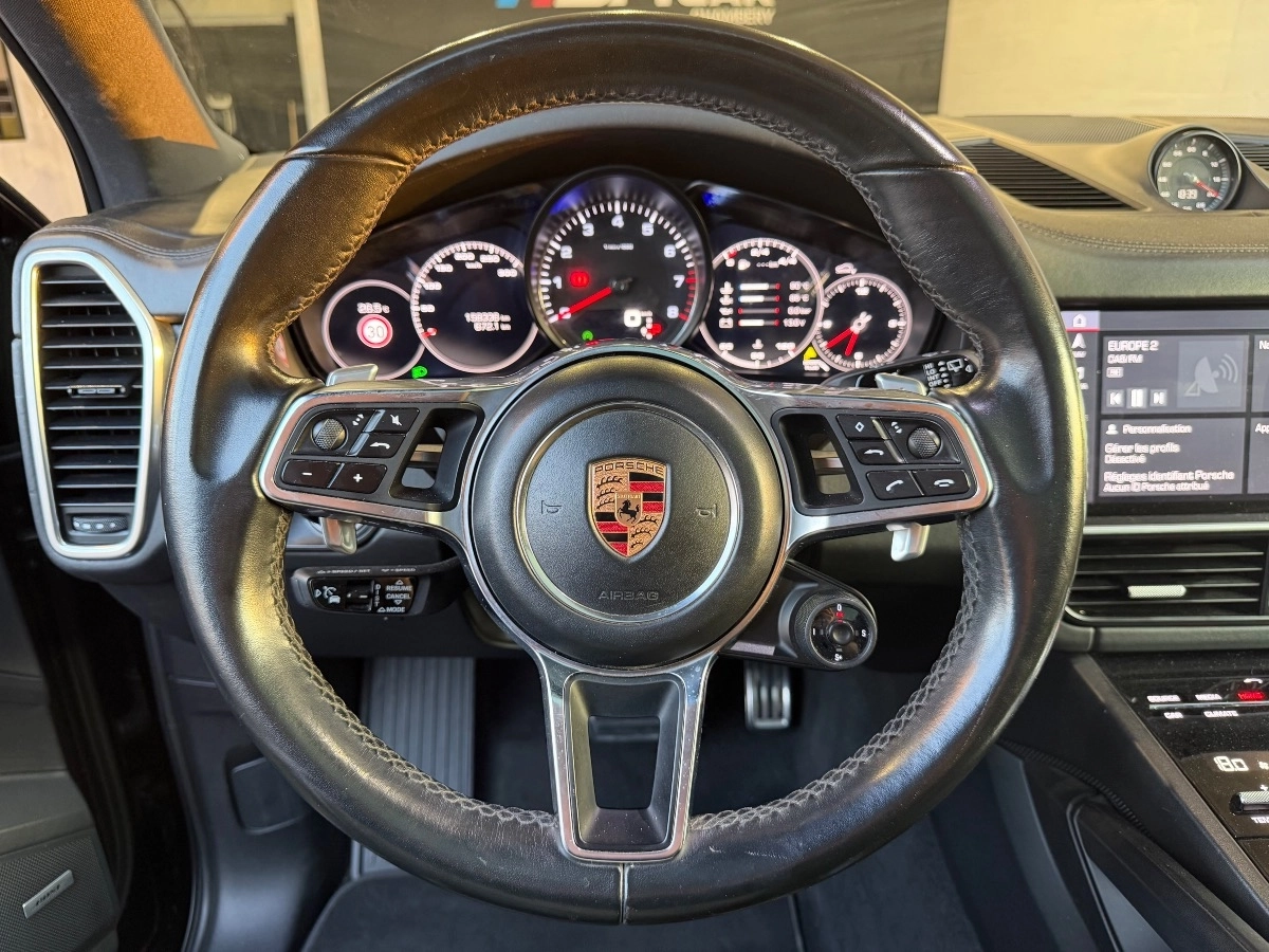 Porsche Cayenne - photo 15
