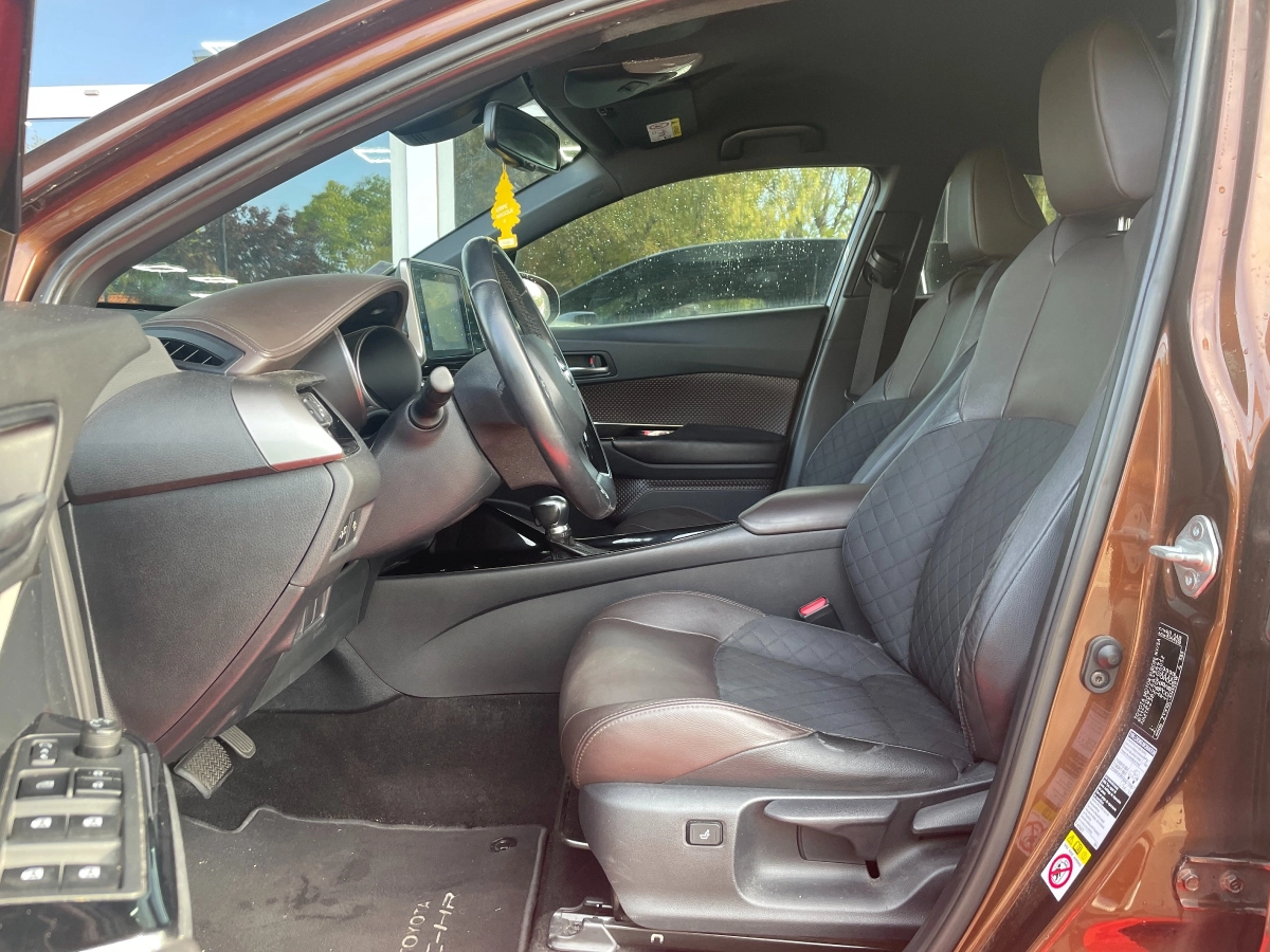 Toyota C-hr - photo 7