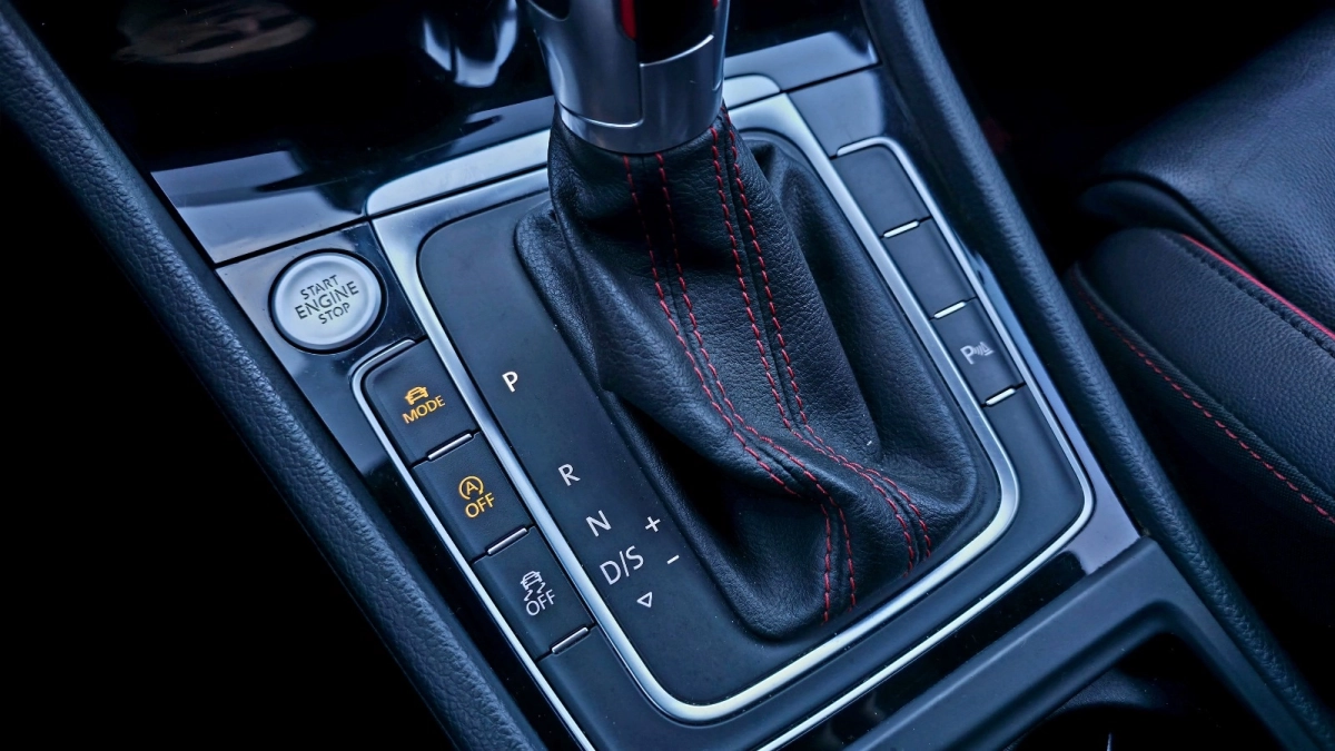 Volkswagen Golf - photo 32