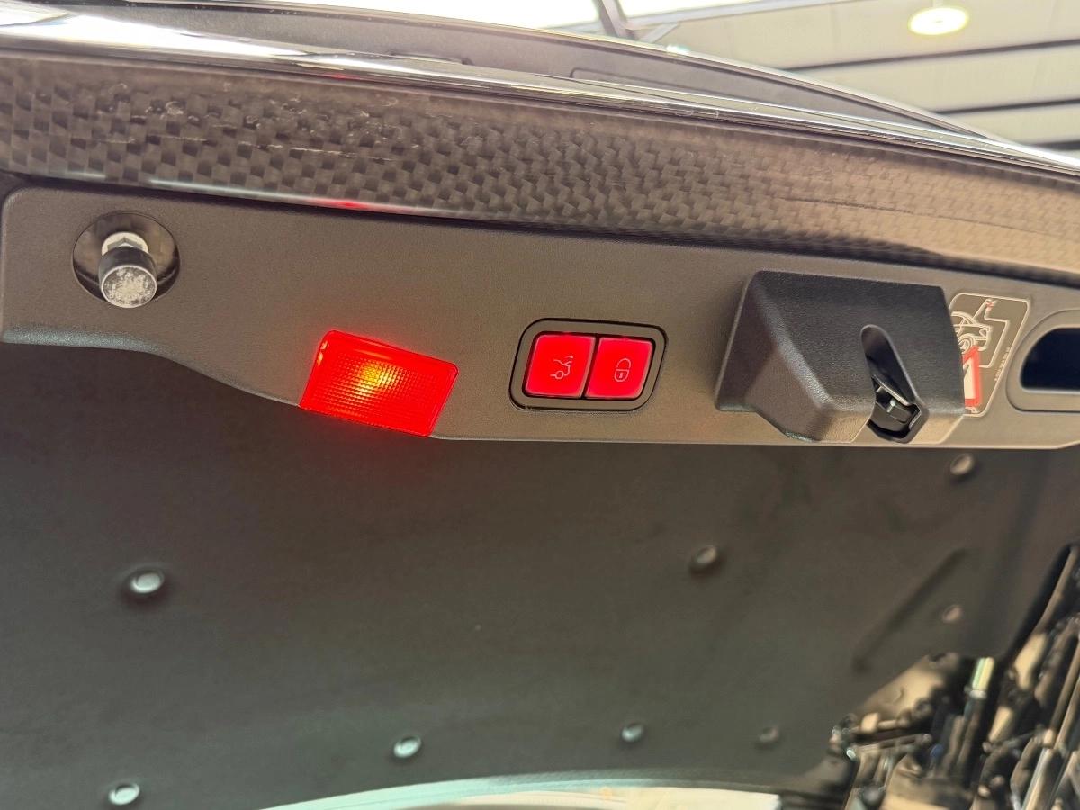 Mercedes Classe Sl SL IV 63 AMG 5.5 585 BVA7
