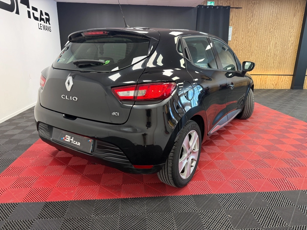 Renault Clio - photo 3