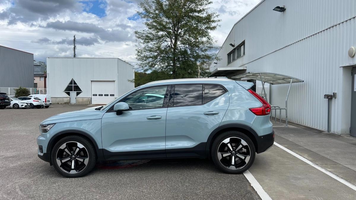 Volvo Xc40 2.0 D4 190 MOMENTUM AWD GEARTRONIC BVA