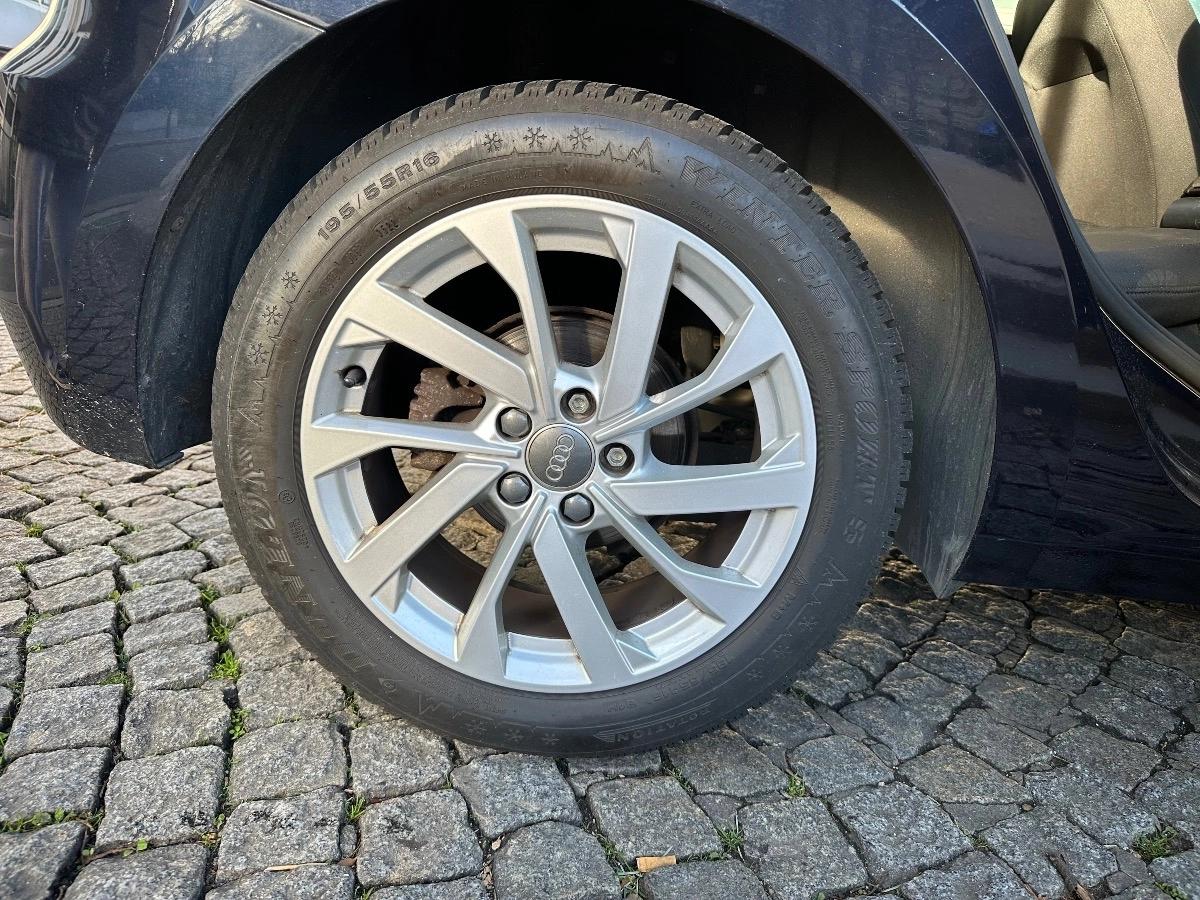 Audi A1 SPORTBACK 1.0 30 TFSI 115 ADVANCED S-TRONIC BVA