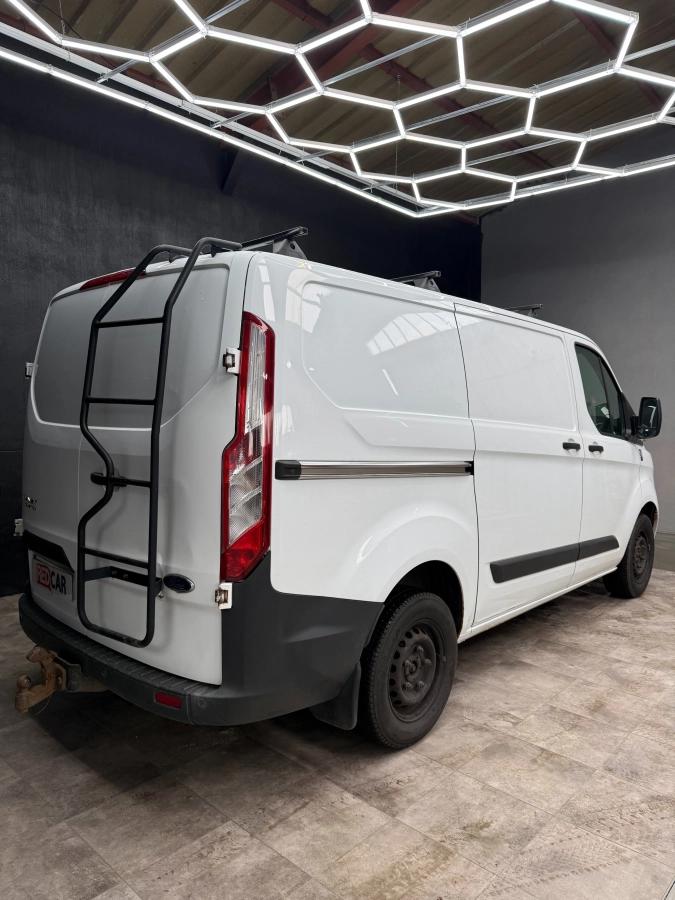 Ford Transit Custom Vu FOURGON 270 2.0 TDCI 130 L1H1 COURT PC-TN AMBIENTE