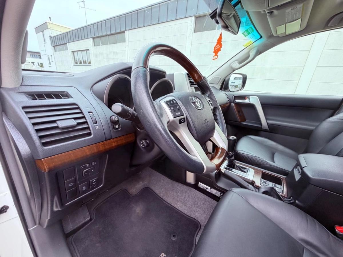 Toyota Land Cruiser 3.0 D4D 190 60EME ANNIVERSARY 4X4 BVA