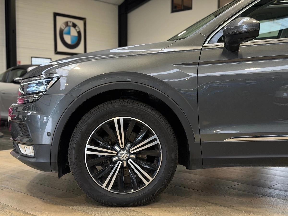 VOLKSWAGEN TIGUAN 2.0L TDi DSG7 150CH - FINITION CARAT EXCLUSIVE - TOIT OUVRANT/CAMERA/SIEGE ELEC