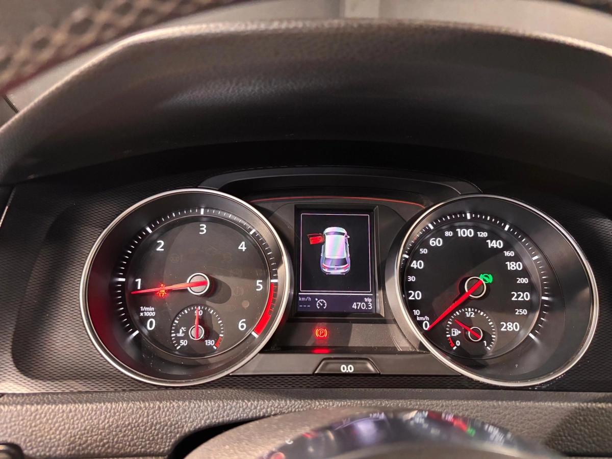 Aperçu indisponible de Volkswagen Golf