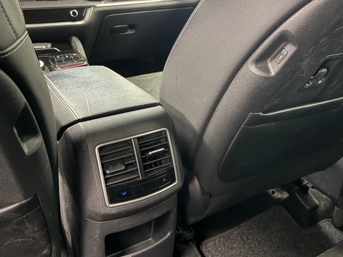 Kia Sportage - photo 23