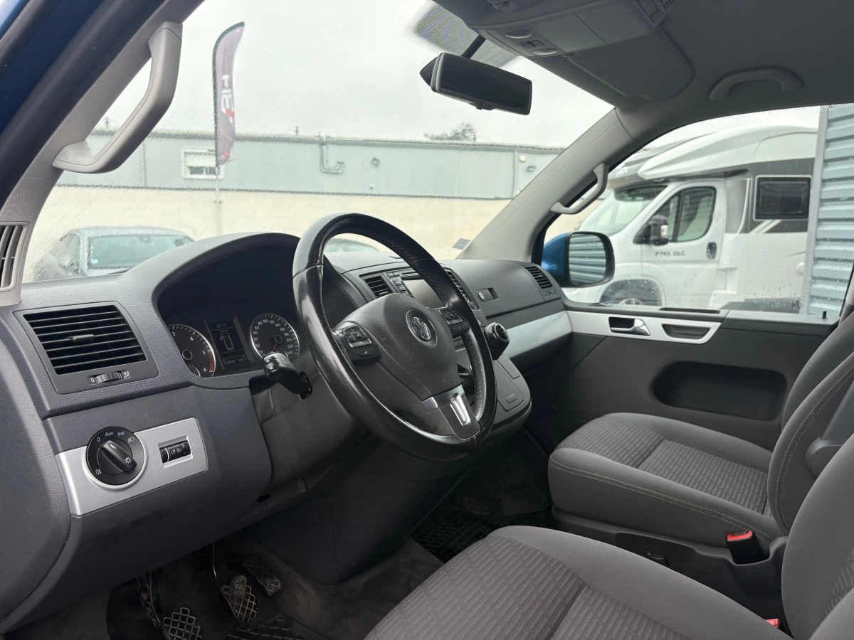 Volkswagen Multivan - photo 6