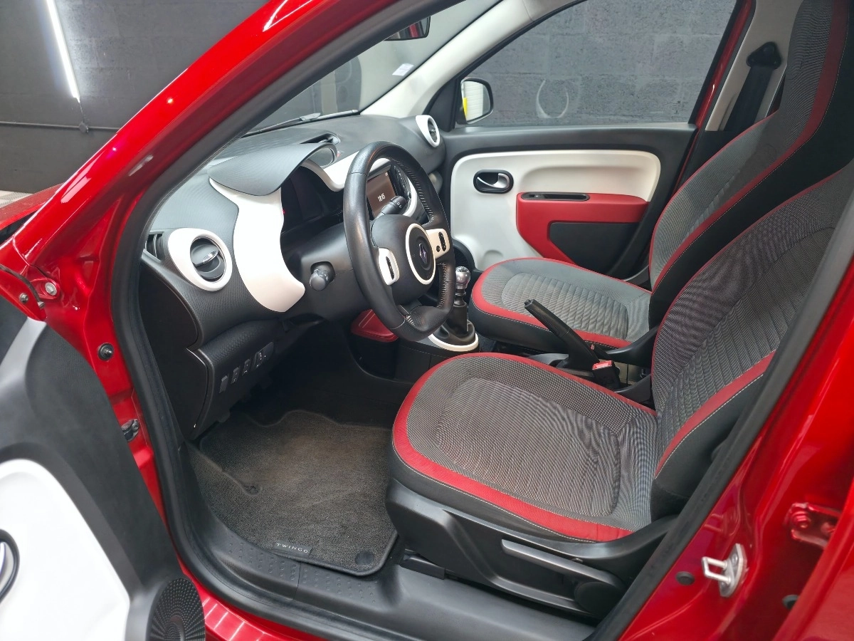 Renault Twingo - photo 15