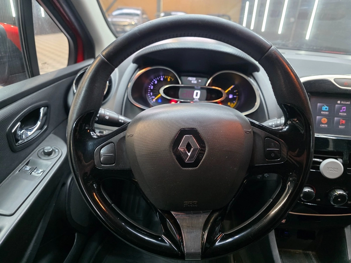 Renault Clio - photo 10