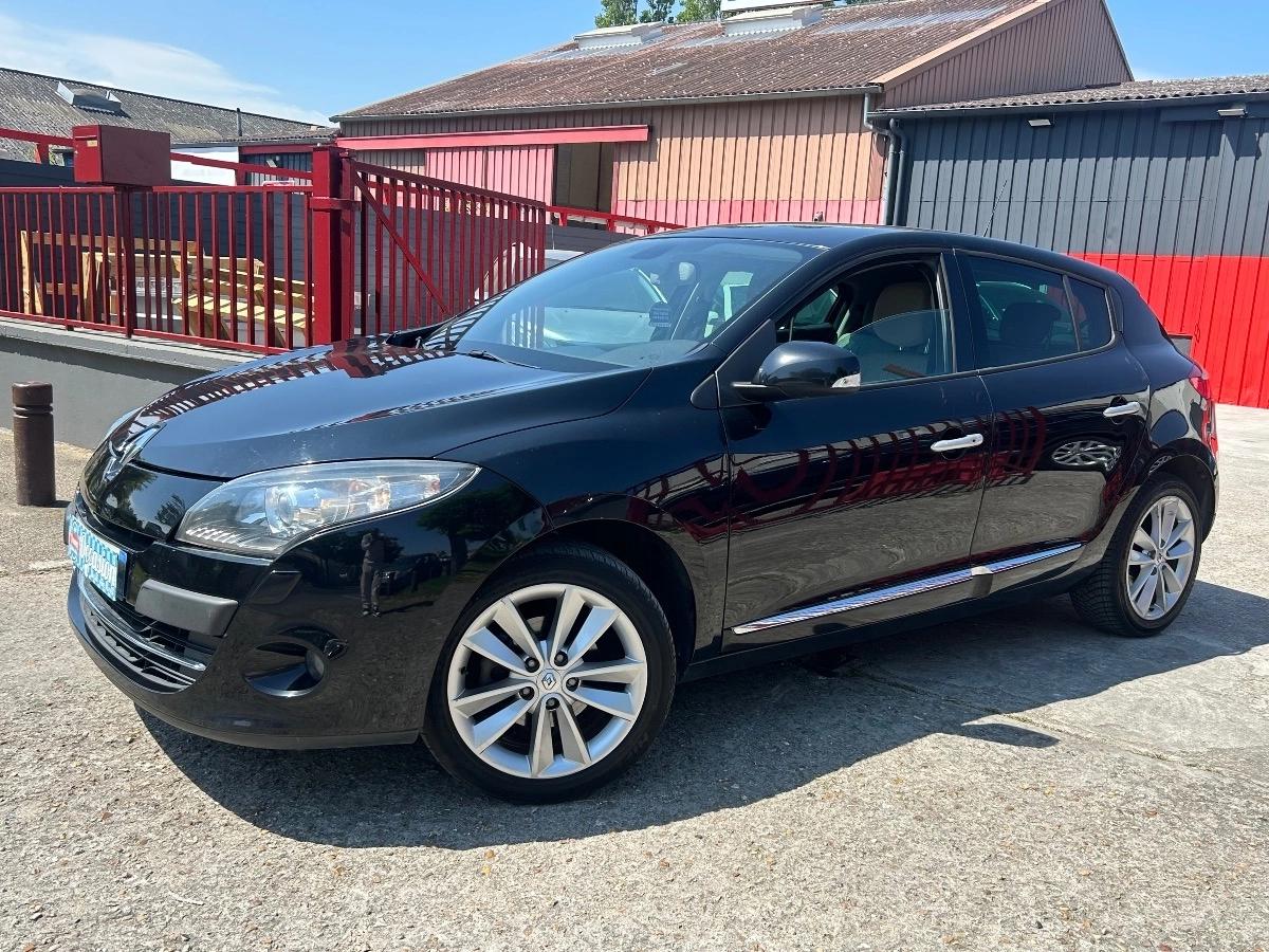 RENAULT Megane