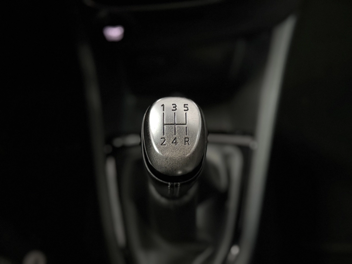 Renault Clio - photo 24