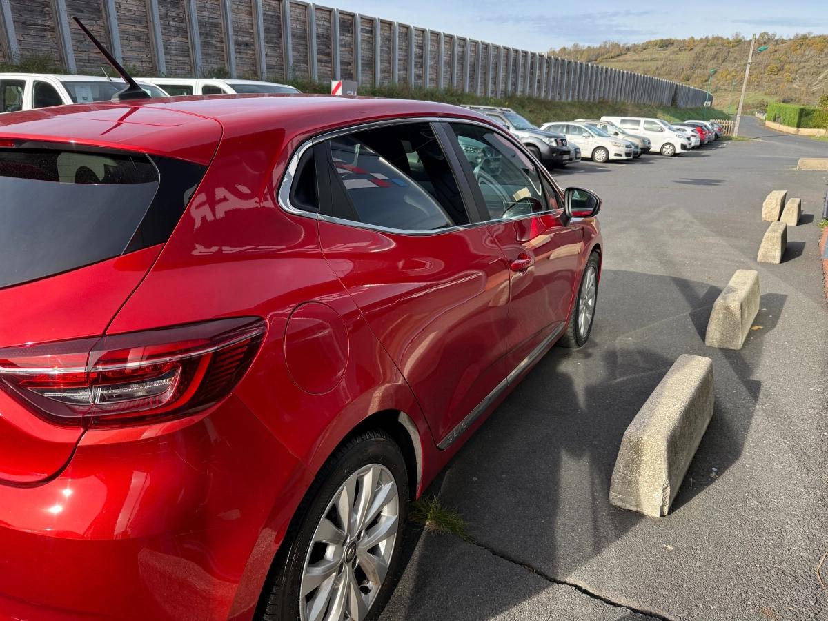 Aperçu indisponible de RENAULT Clio