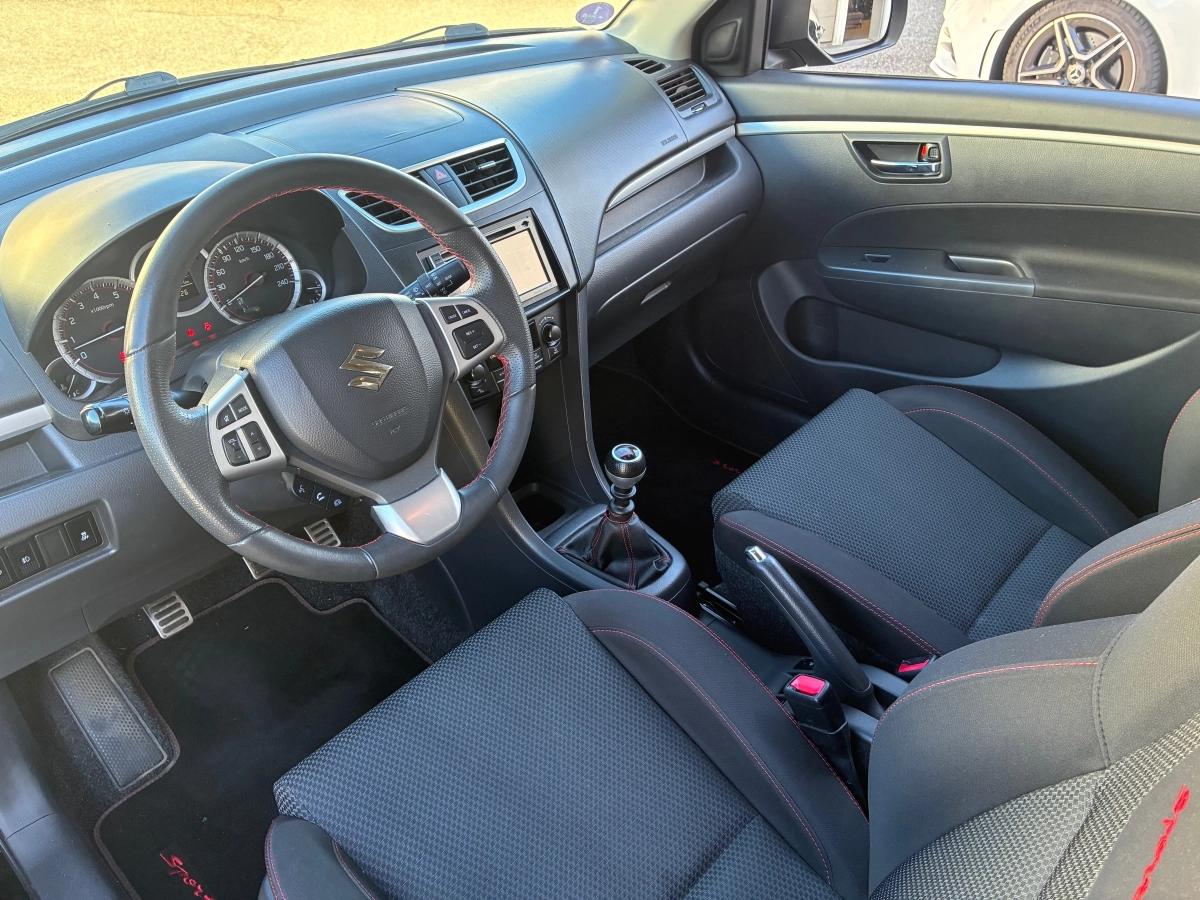 Suzuki Swift 1.6 VVT 135 SPORT