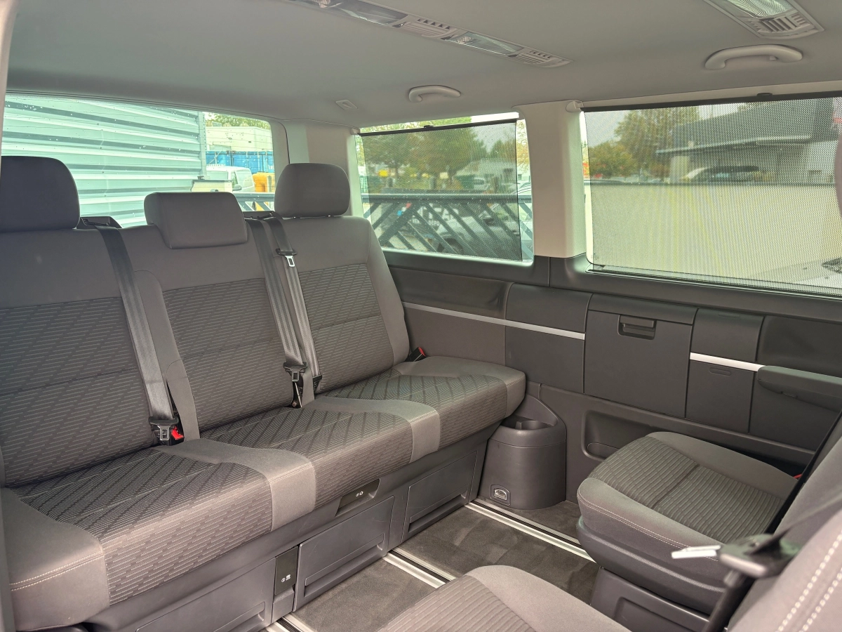 Volkswagen Multivan - photo 12