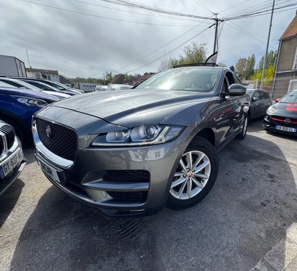 Jaguar F-pace
