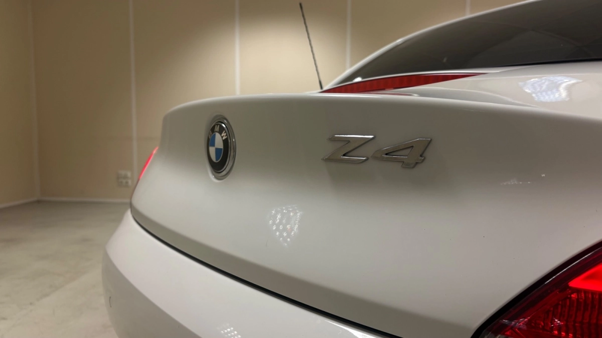 Bmw Z4 - photo 9