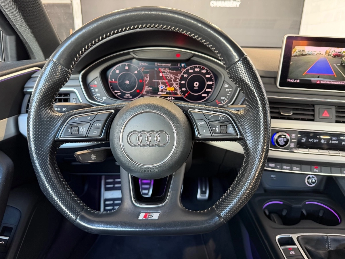 Audi A4 - photo 13