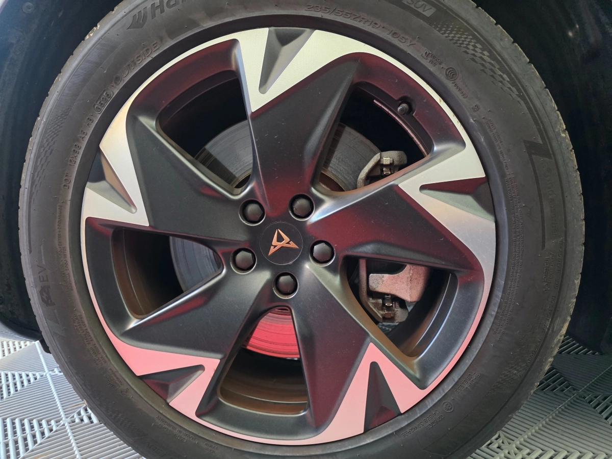 Cupra Tavascan - photo 31